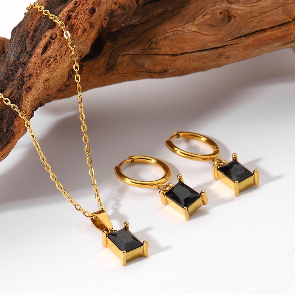 Black Lana Necklace